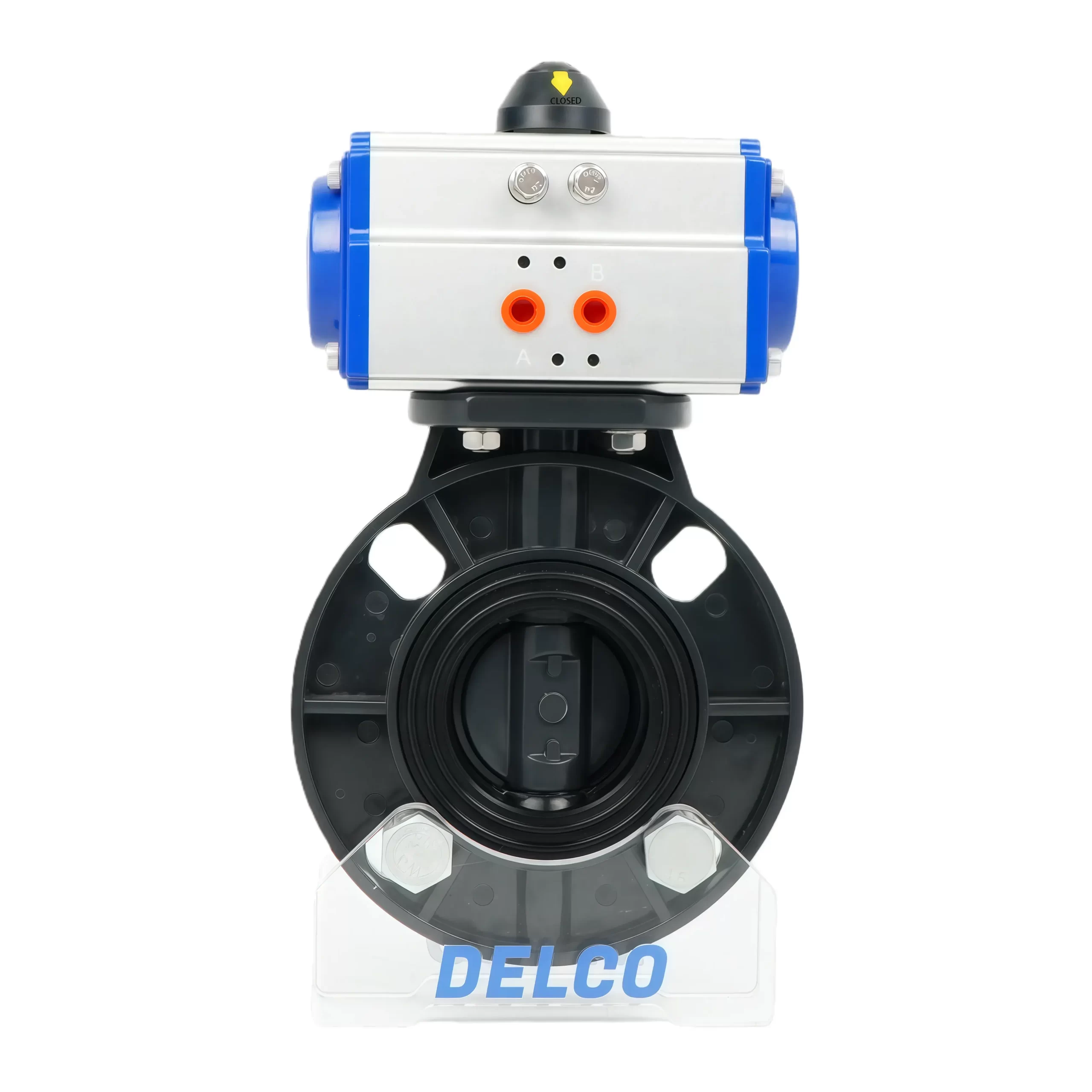 Frontansicht eines pneumatischen UPVC-Wafer-Schmetterlingsventils mit Aktuator, Darstellung des Ventilkörpers und der Scheibenstruktur.